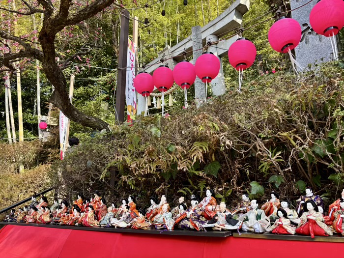 相武台下　座間神社　ひな祭り　石階段