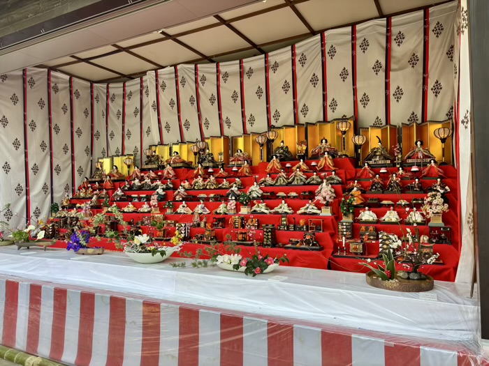 相武台下　座間神社　ひな祭り　神楽殿