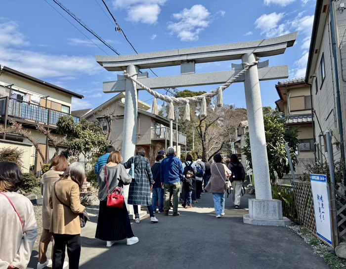 相武台下　座間神社　ひな祭り　参道