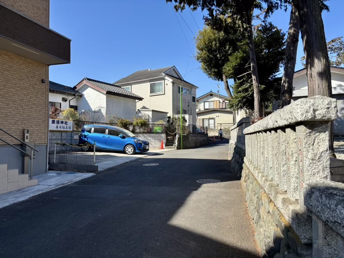 座間　栗原神社　駐車場