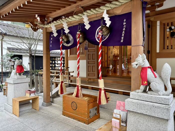 日本橋　福徳神社（芽吹稲荷）　社殿