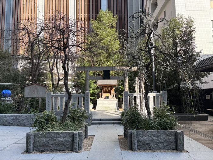 日本橋　福徳神社（芽吹稲荷）　薬祖神社