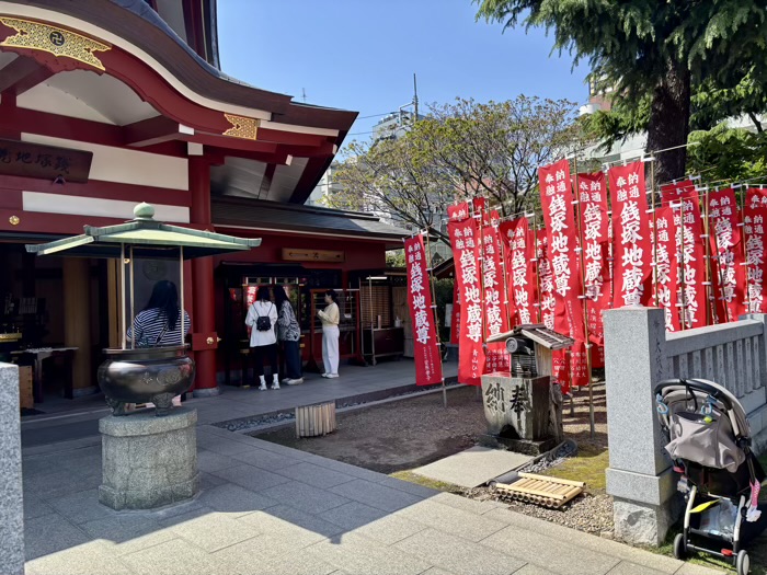 浅草寺　銭塚地蔵堂
