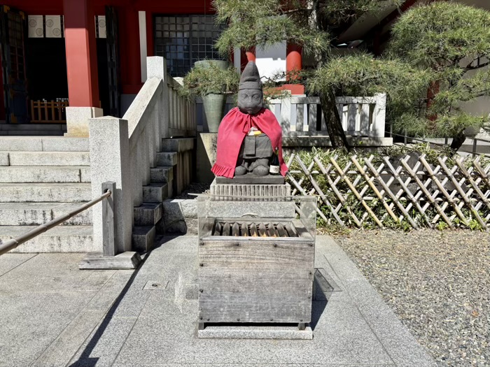 赤坂　日枝神社　夫猿像