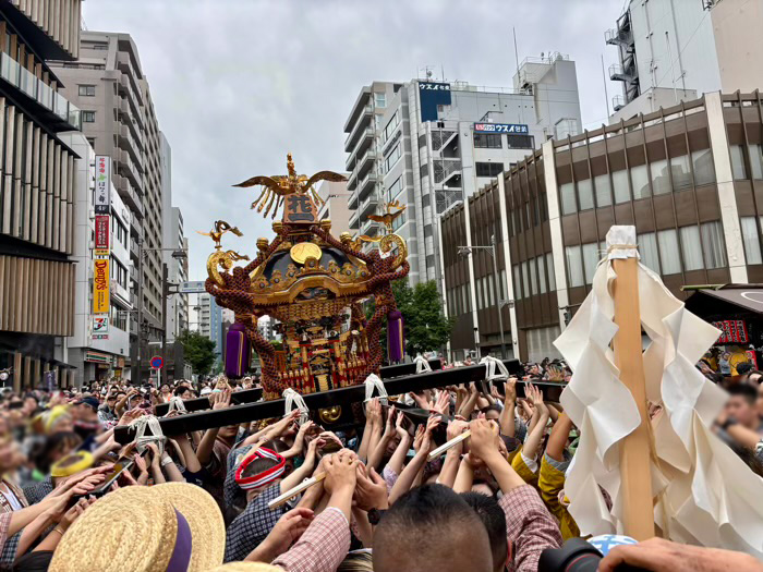 浅草神社　三社祭　町内神輿連合渡御
