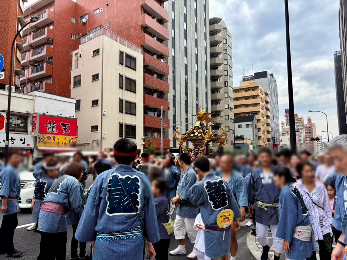浅草神社　三社祭　町内神輿連合渡御