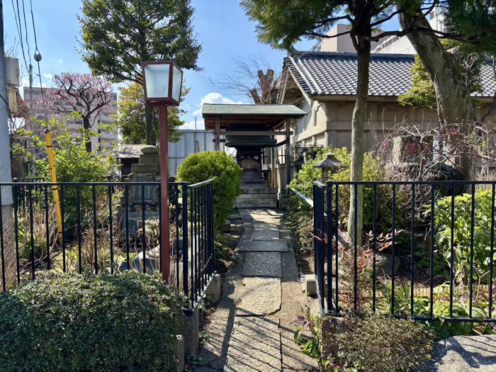 文京区　白山神社　合祀殿