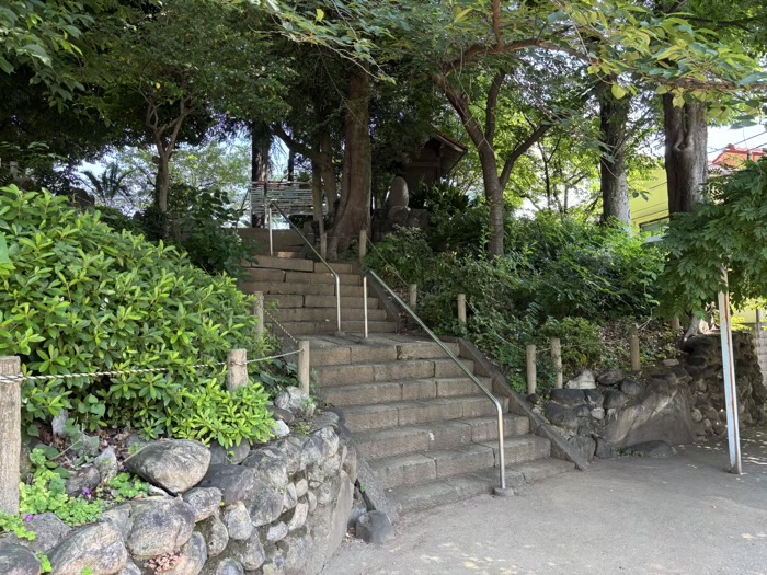 文京区　駒込富士神社　女坂