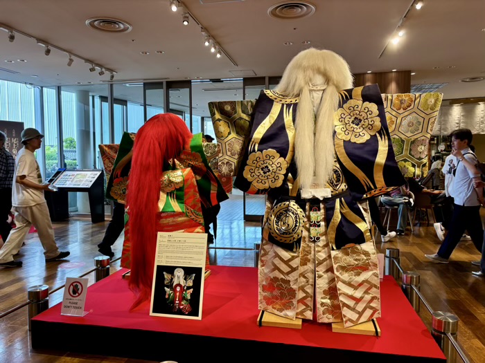 銀座三越9階テラスルーム　八代目 尾上菊五郎・六代目 尾上菊之助 襲名展