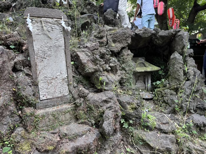 入谷　小野照崎神社　富士塚「下谷坂本富士」　お山開き