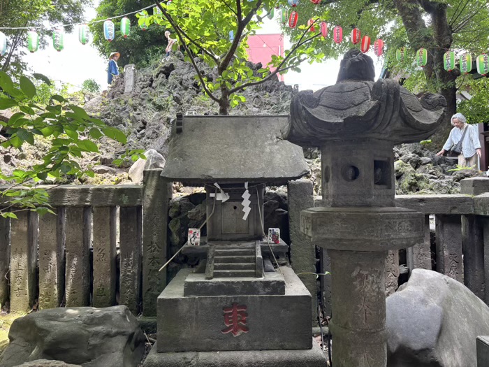 入谷　小野照崎神社　富士塚「下谷坂本富士」　お山開き