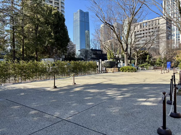 港区　愛宕神社　駐車場