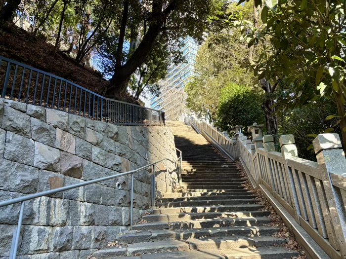 港区　愛宕神社　女坂