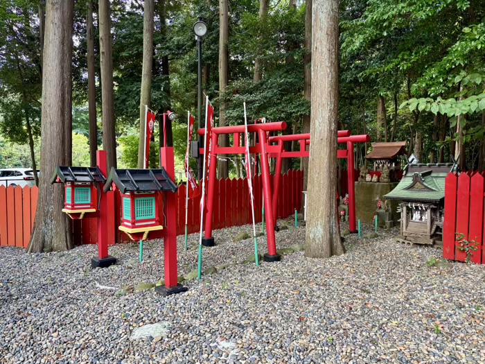 横浜　戸塚　相州春日神社　お稲荷様
