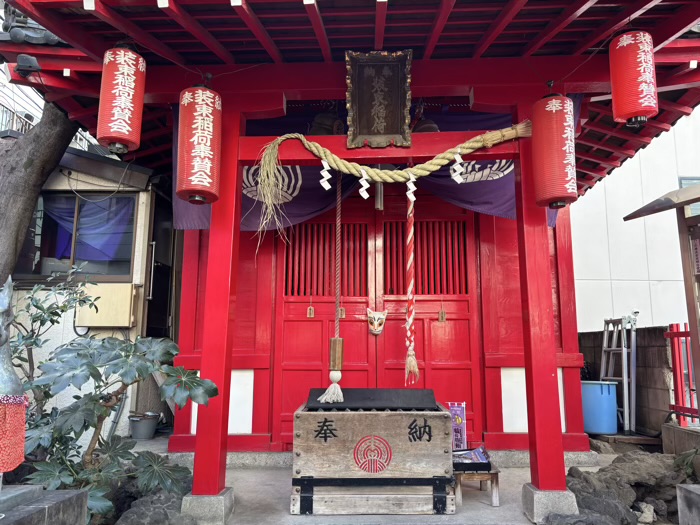 北区　王子装束稲荷神社　社殿