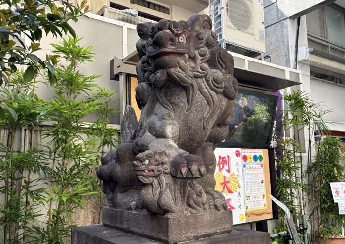 新橋　烏森神社　狛犬
