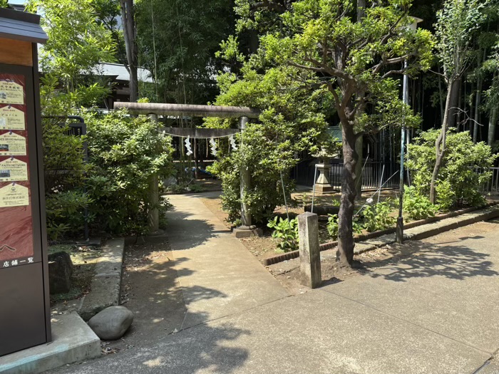 渋谷　鳩森八幡神社　神明社（千駄ヶ谷太神宮）
