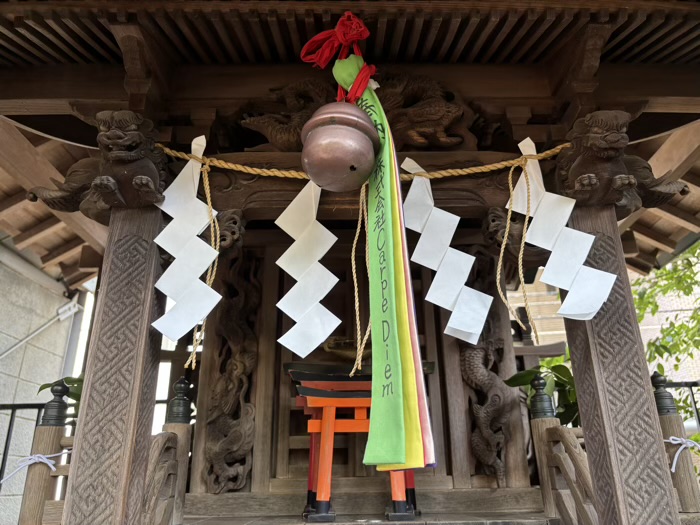 渋谷　鳩森八幡神社　甲賀稲荷社
