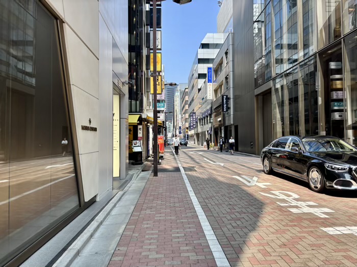 銀座　宝童稲荷神社