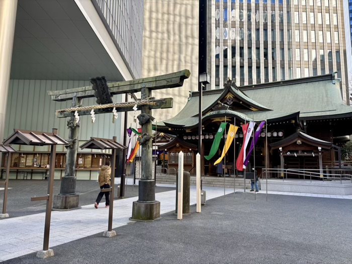 港区　虎ノ門 金刀比羅宮　銅鳥居