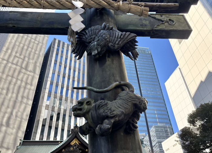 港区　虎ノ門 金刀比羅宮　銅鳥居