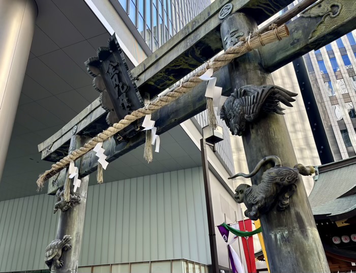 港区　虎ノ門 金刀比羅宮　銅鳥居
