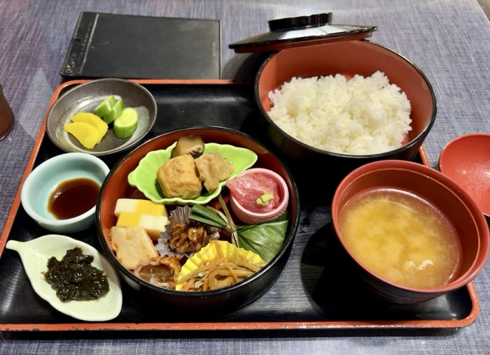 目黒　天恩山 五百羅漢寺　らかん茶屋　らかん膳