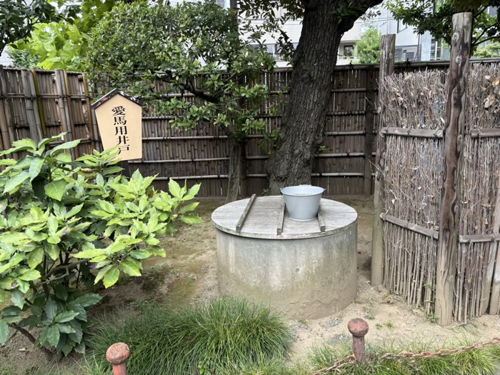 港区　乃木公園　厩（うまや）