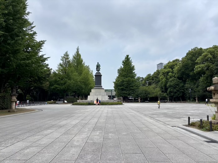 千代田区　九段下　靖國神社　大村益次郎の銅像