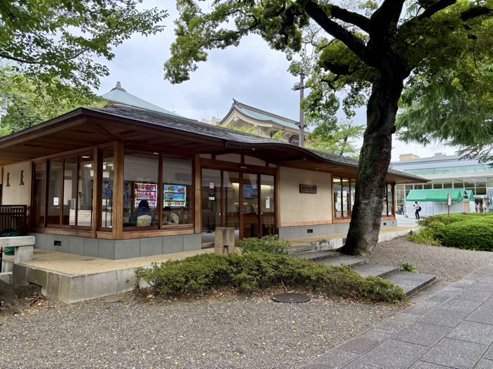 千代田区 九段下 靖國神社 遊就館 参拝者休憩所