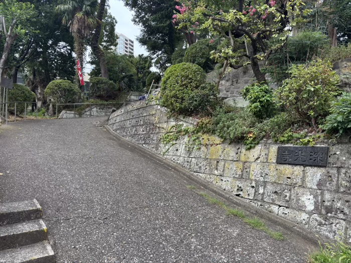 茗荷谷　深光寺