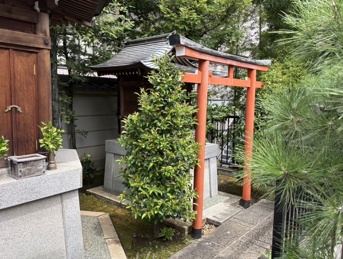 文京区　徳雲寺　稲荷社