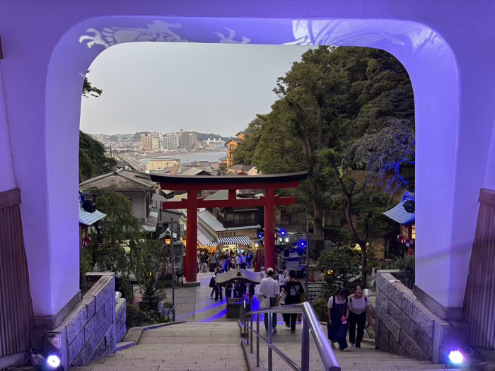 江島神社　江の島灯篭　瑞心門