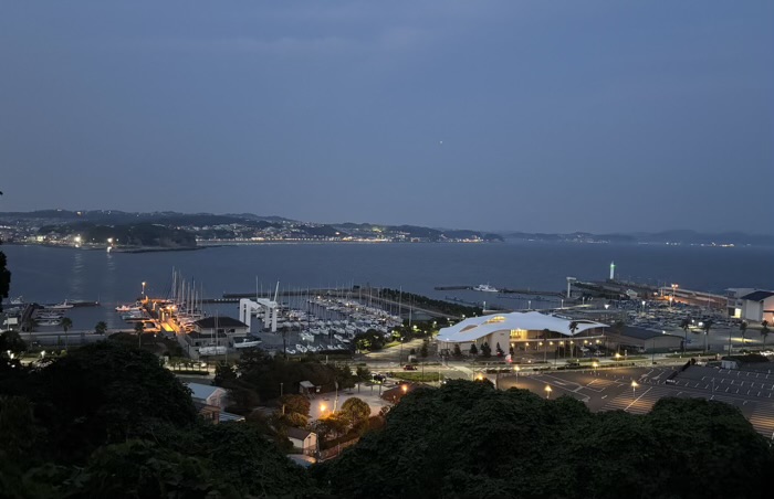 江島神社　江の島灯篭