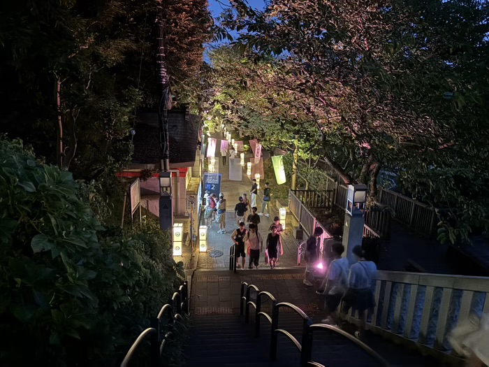 江島神社　江の島灯篭