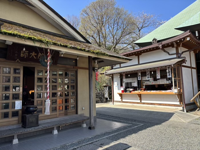 横浜　弘明寺　大師堂