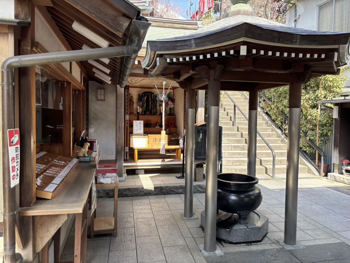 横浜　弘明寺　授与所と竹観音さまのお堂