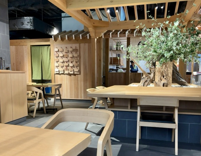 東京　神田明神（神田神社）　EDOCCO CAFÉ MASU MASU　カフェスペース