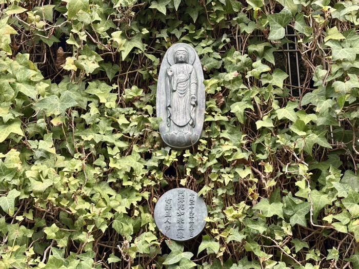 港区　心光院　浄緑の塔（永代供養納骨堂）