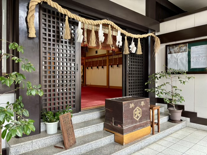 港区六本木　出雲大社東京分祠　拝殿