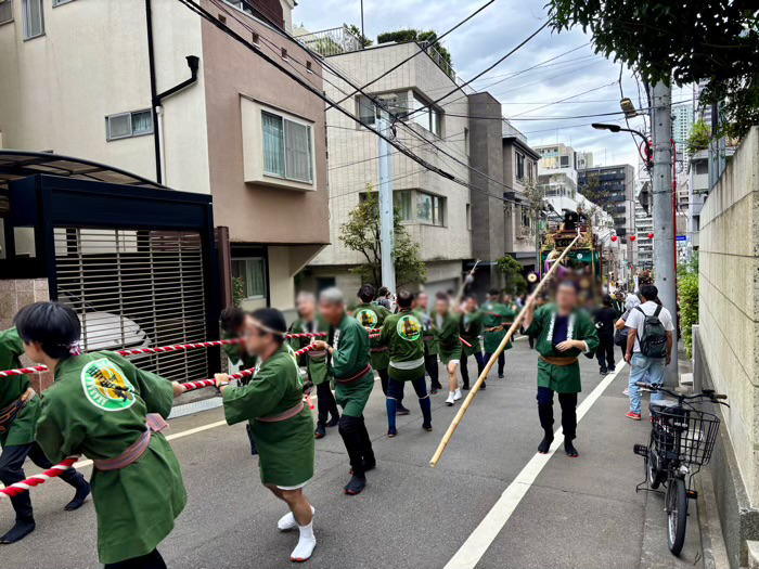 港区　赤坂氷川神社　例大祭「赤坂氷川祭」　宮入