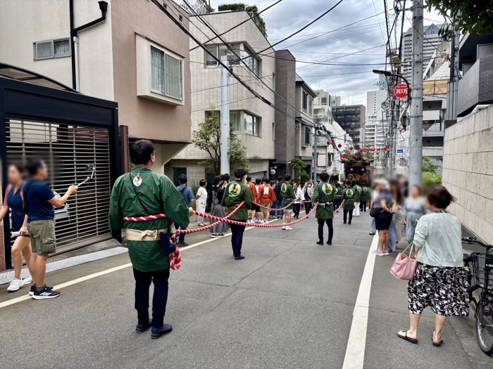港区　赤坂氷川神社　例大祭「赤坂氷川祭」　宮入