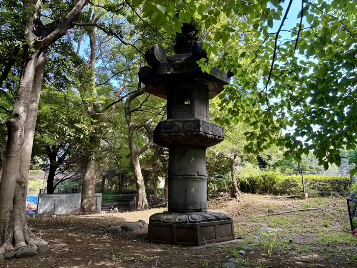 東京　上野東照宮　お化け燈籠