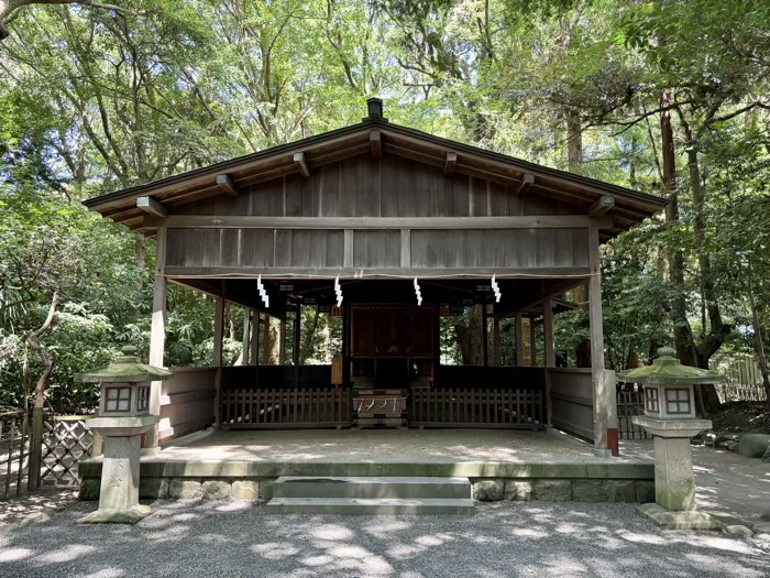 鎌倉　鶴岡八幡宮　祖霊社