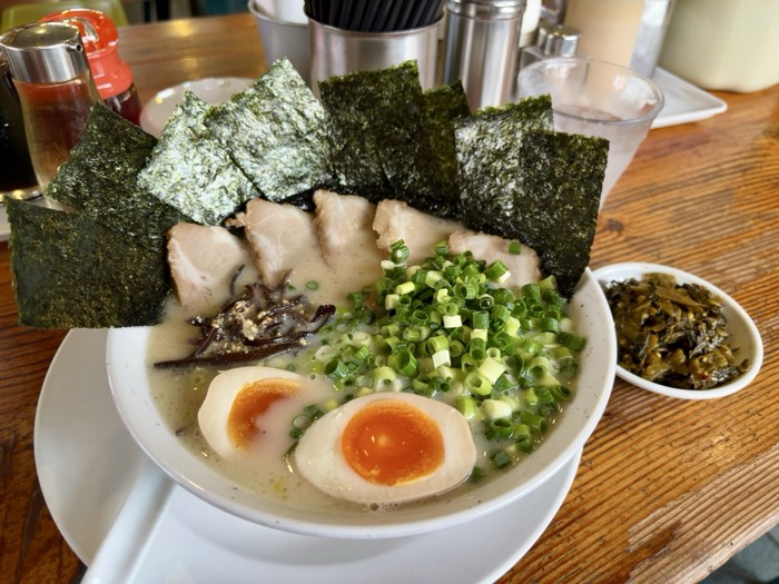 都筑区　まるきんラーメン横浜港北店　いっさいがっさい