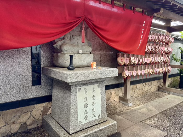 赤坂　豊川稲荷東京別院　愛染明王