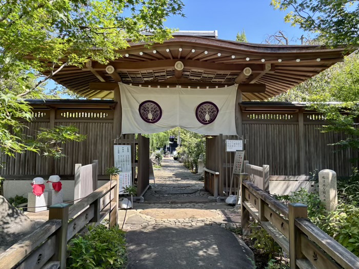 大和　清流山常泉寺　山門