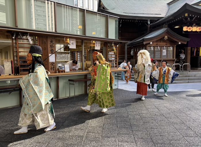 虎ノ門金刀比羅宮　例大祭　おかめひょっとこ民謡行列