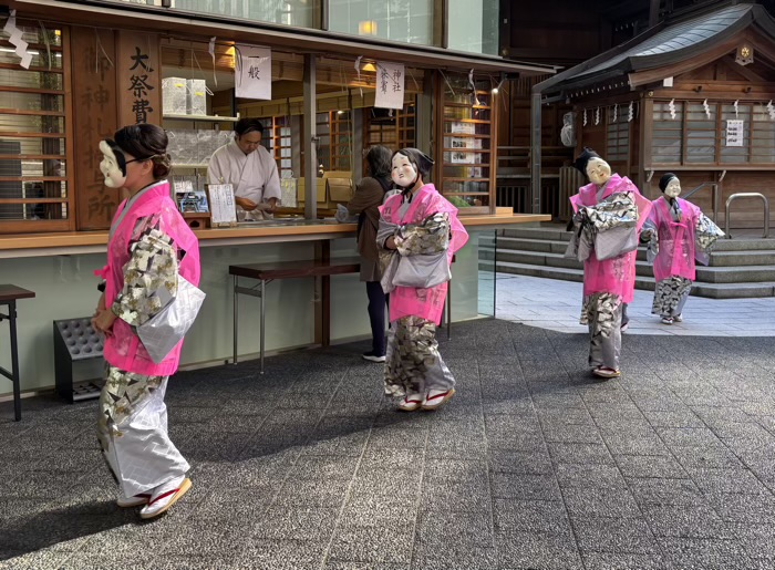 虎ノ門金刀比羅宮　例大祭　おかめひょっとこ民謡行列