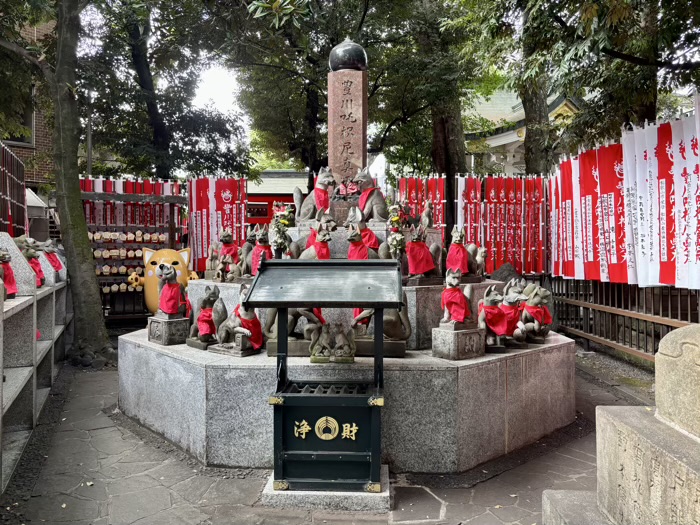 赤坂　豊川稲荷東京別院　霊狐塚